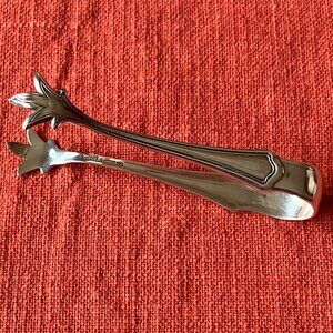 Sugar Tongs Washington (Sterling, 1911) by Wallace Silver, Excellent Condition